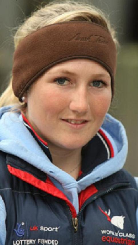 This Is Wiltshire: Wiltshire eventer Laura Collett is in hospital following a fall at Tweseldown - 1949901
